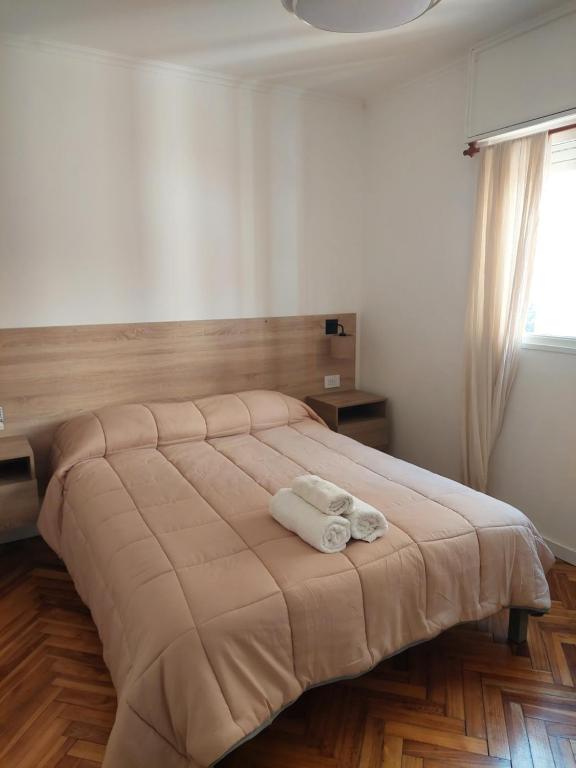 Departamento de dos habitaciones sobre Oroño
