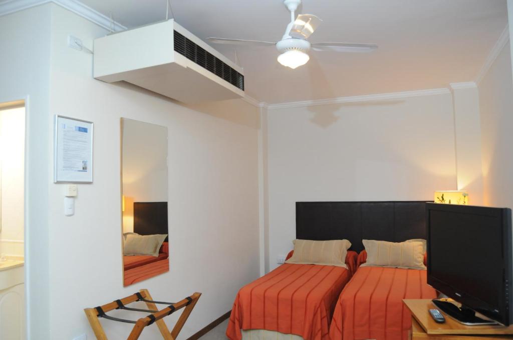 Parra Hotel & Suites