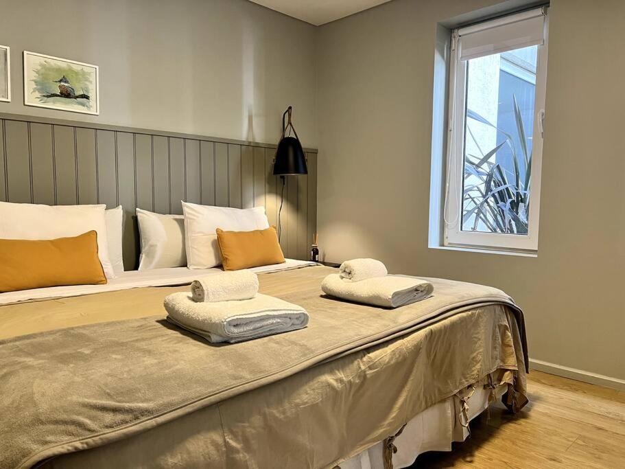Seaport Apartments Pacifico H